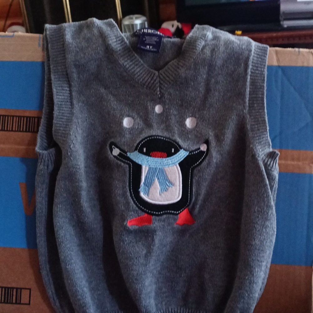 Boys Cherokee Arygle vest 3T